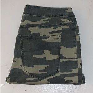 Camo Jeans💚